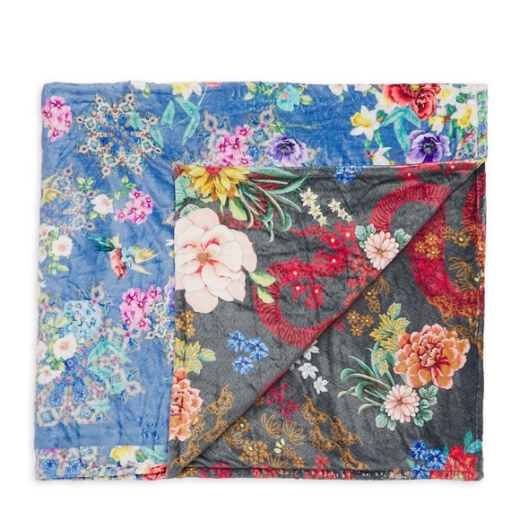 Johnny Was Bedding Johnny Was Sunrise Cozy Reversible Blanket